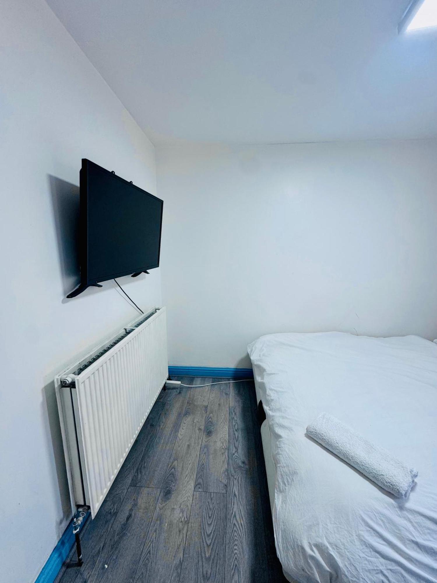 Unique Private Rooms Bolton Eksteriør billede
