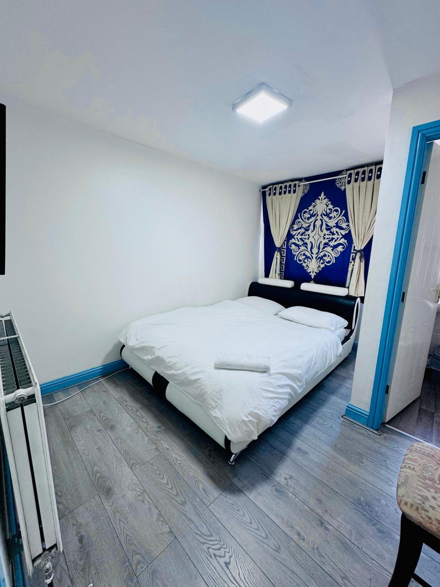 Unique Private Rooms Bolton Eksteriør billede
