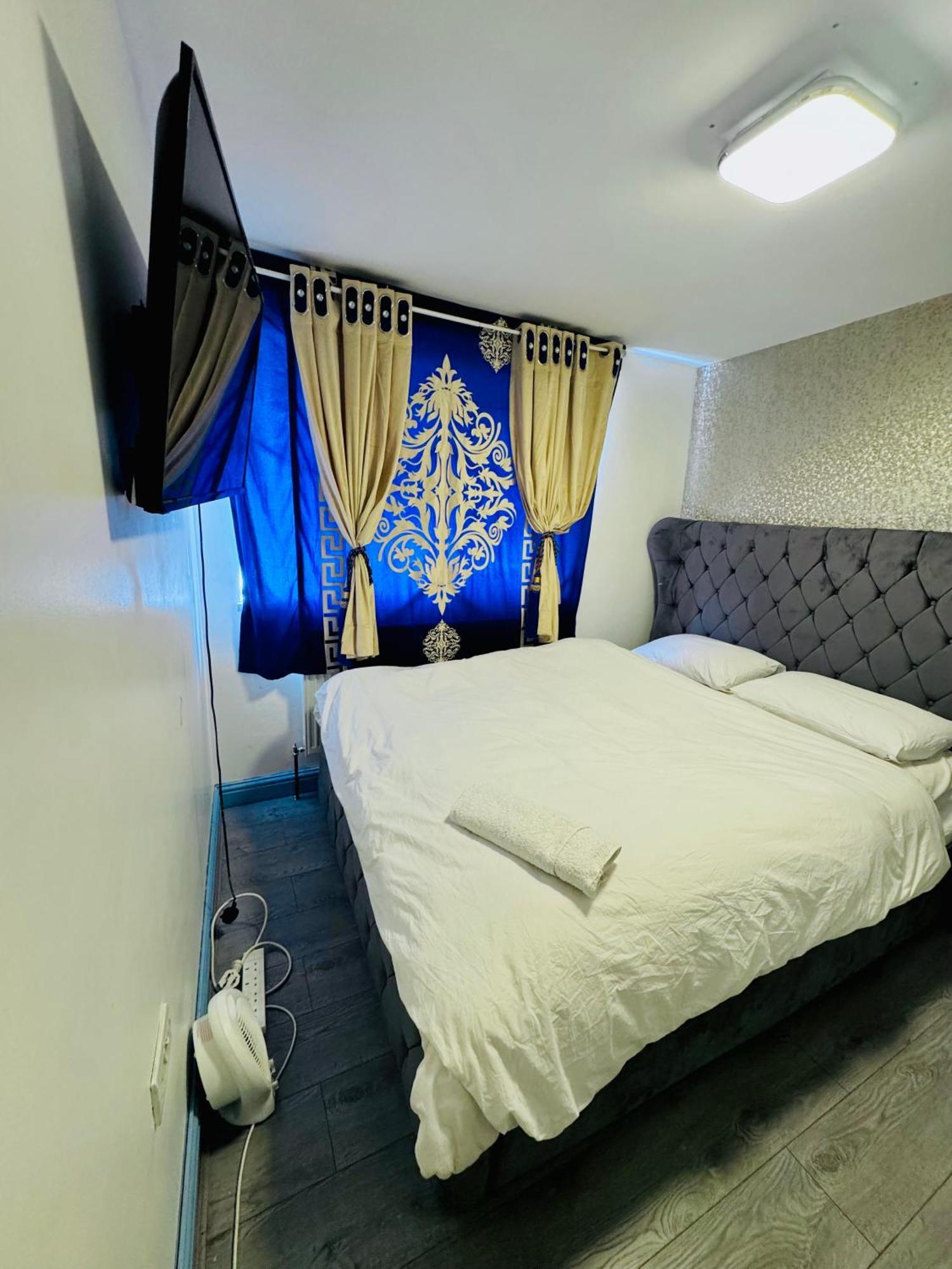 Unique Private Rooms Bolton Eksteriør billede