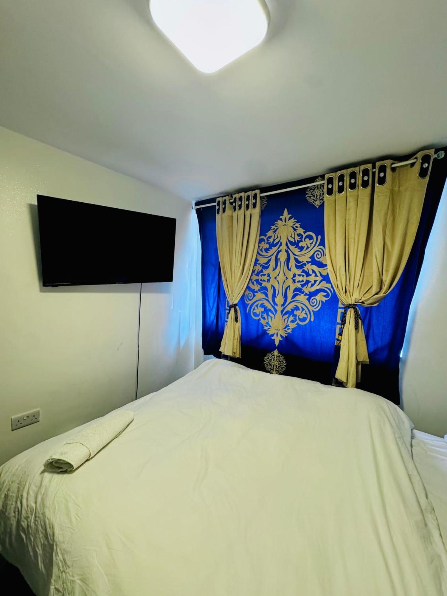 Unique Private Rooms Bolton Eksteriør billede